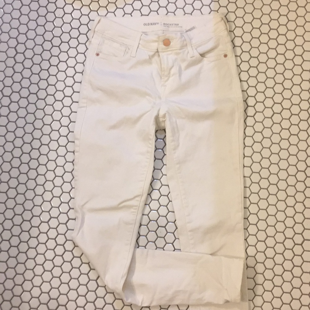 White mid rise skinny jeans (gently used)